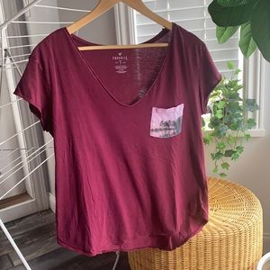 American Eagle comfort pocket tee